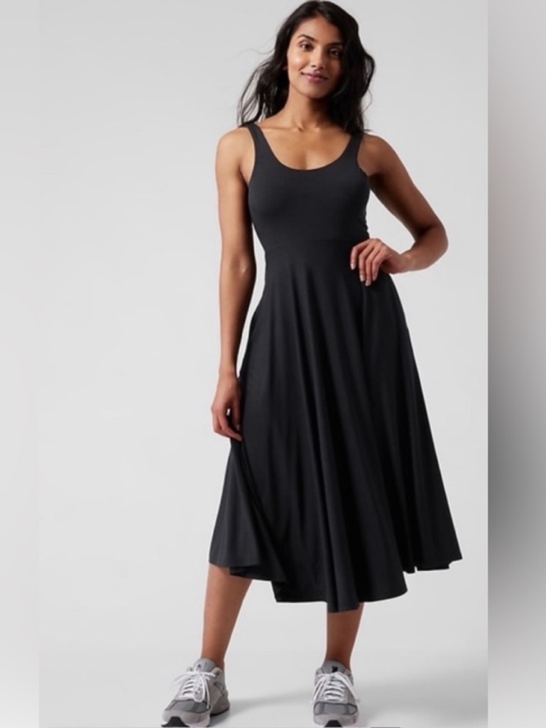Athleta Black Santorini Midi Tank Dress. Super Flattering And Stretchy! Pockets